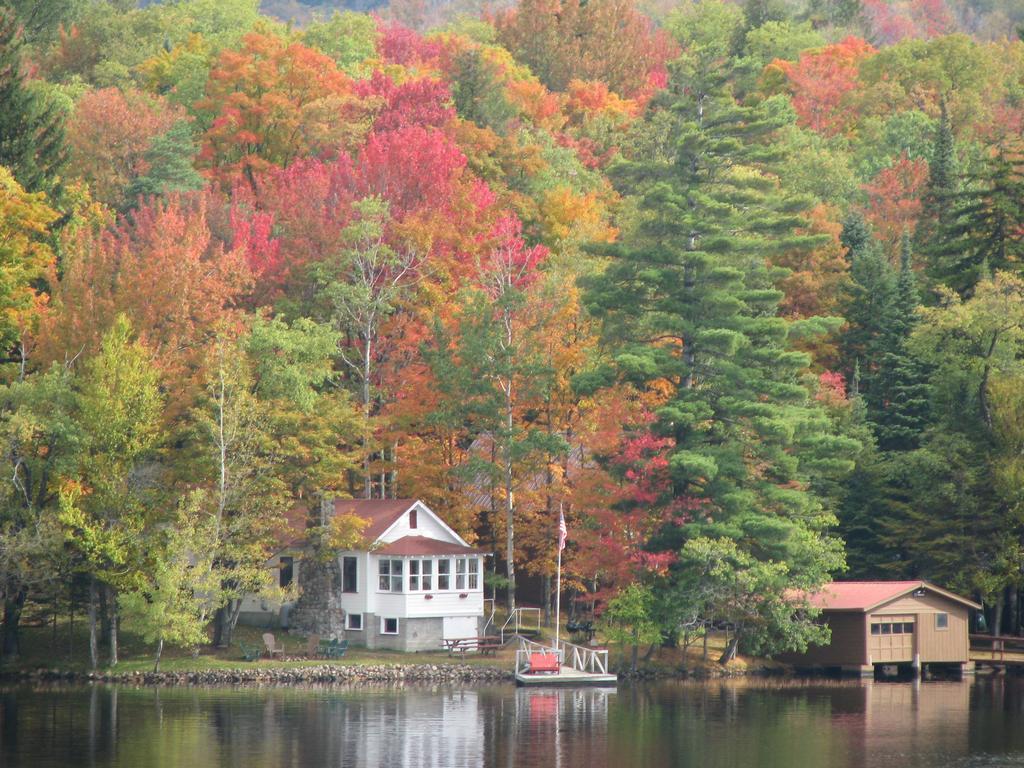 Pine Knoll Hotel Lakeside Lodge & Cabin Old Forge Bilik gambar