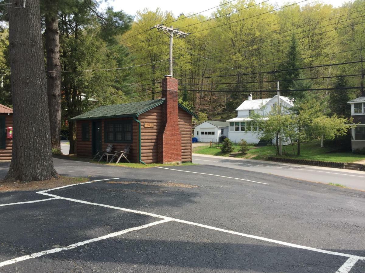 Pine Knoll Hotel Lakeside Lodge & Cabin Old Forge Luaran gambar
