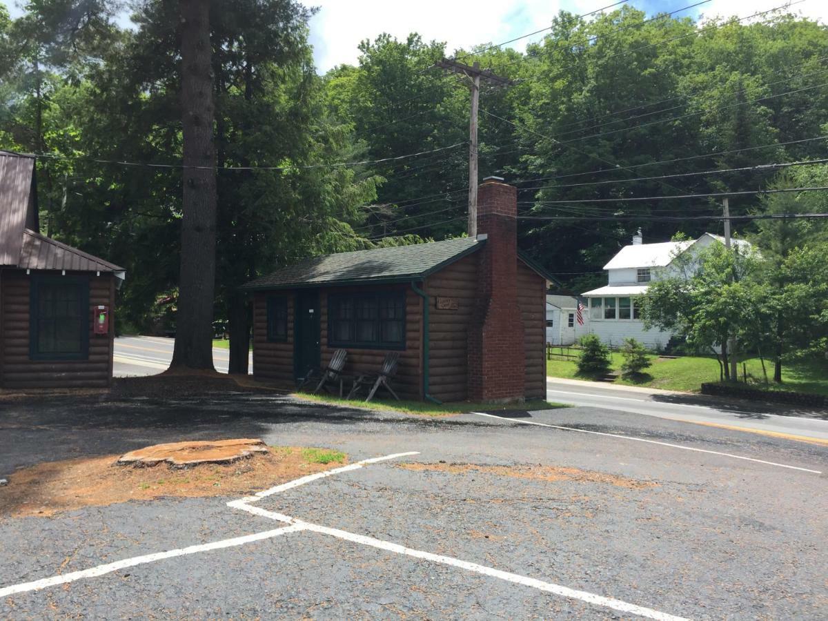 Pine Knoll Hotel Lakeside Lodge & Cabin Old Forge Luaran gambar